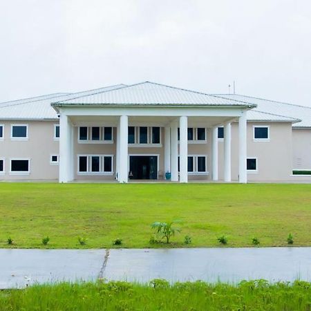 Royal Ambassador Hotel Harbel Bagian luar foto